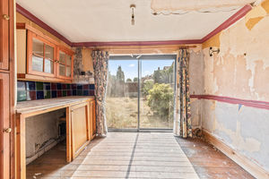 Breakfast Room- click for photo gallery